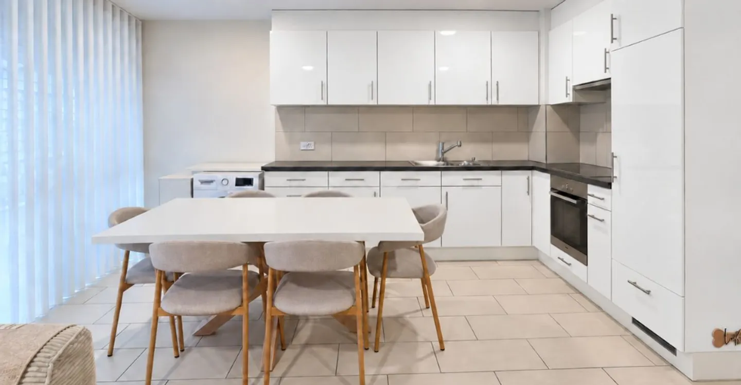 Geräumige Wohnung mit Terrasse - Foto 2 von 7