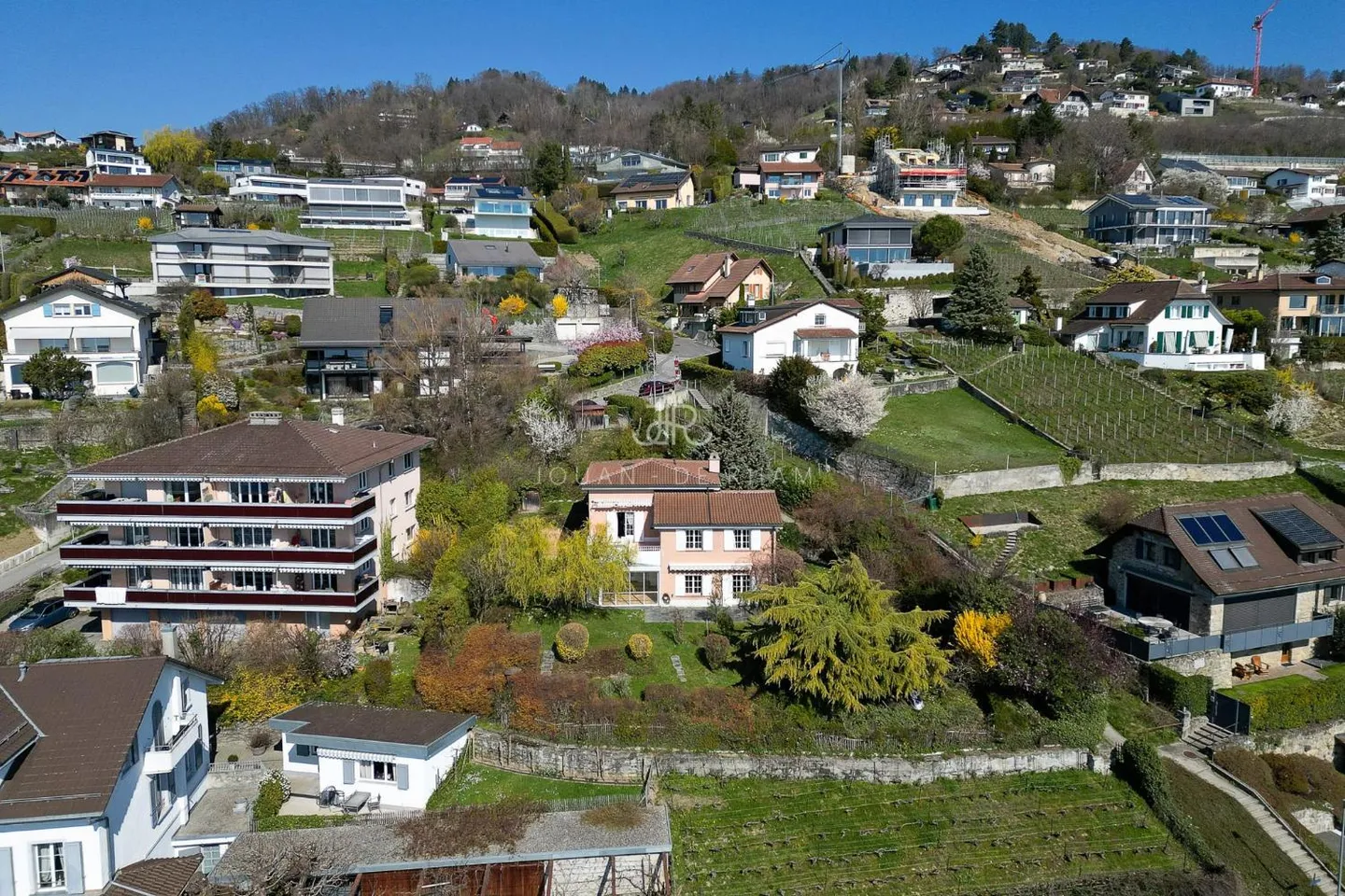 Charming house with a view - Photo 3 of 9