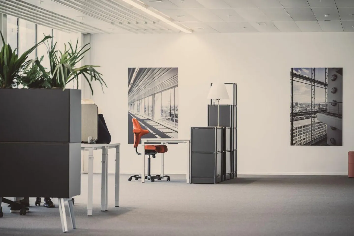 Ikonisches Bürogebäude in Zürich - Foto 6 von 13