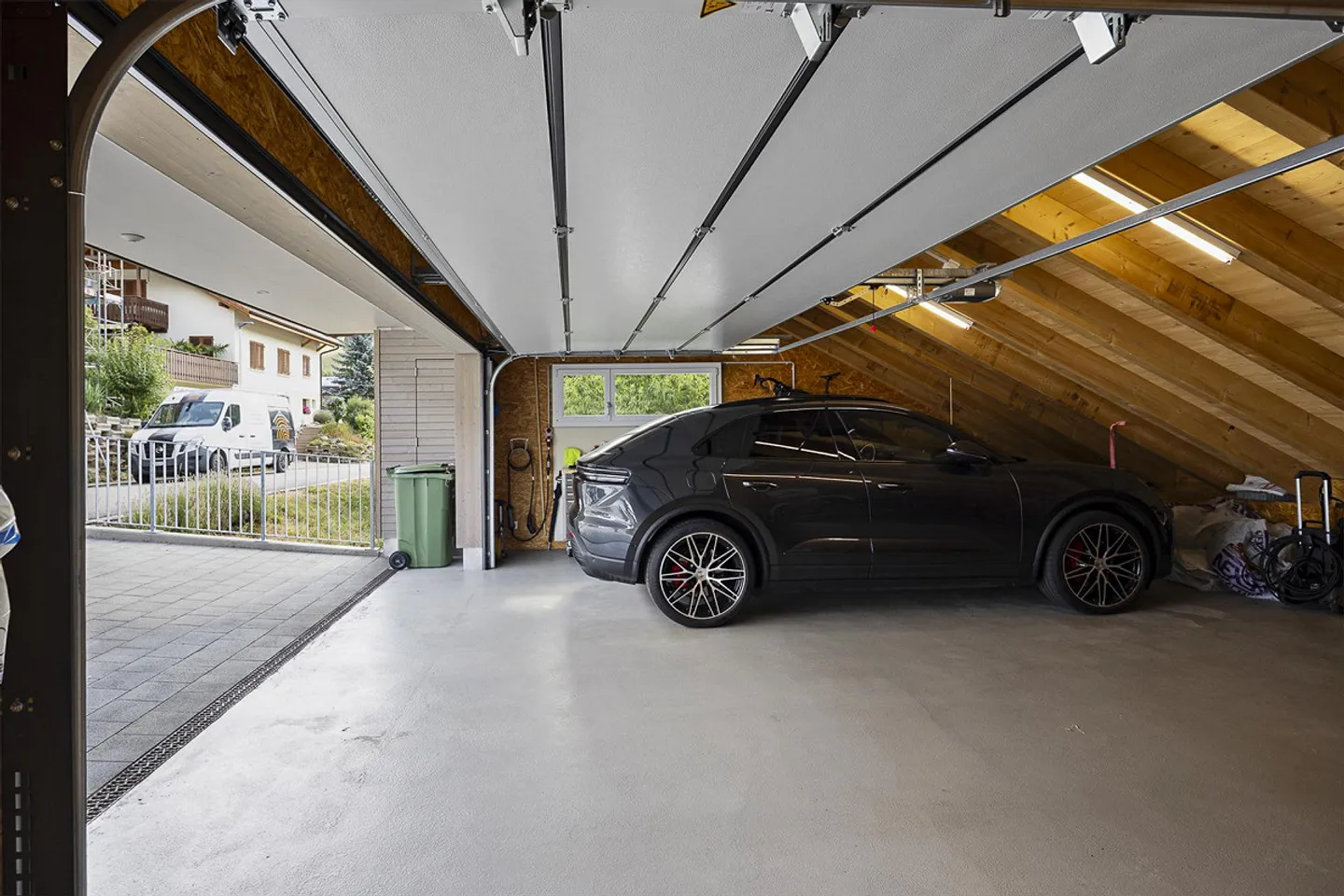 Modern Dream Home with Stunning Terrace in a Quiet Location - Photo 13 of 13