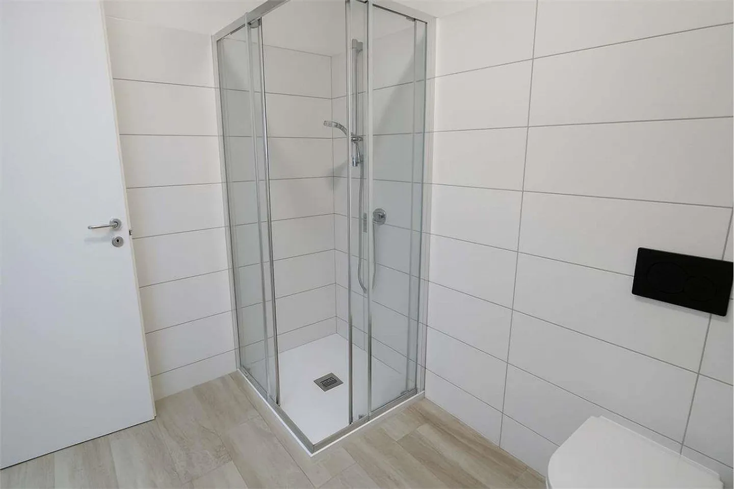 2.5-room apartment in the station area with a large terrace - Photo 6 of 8