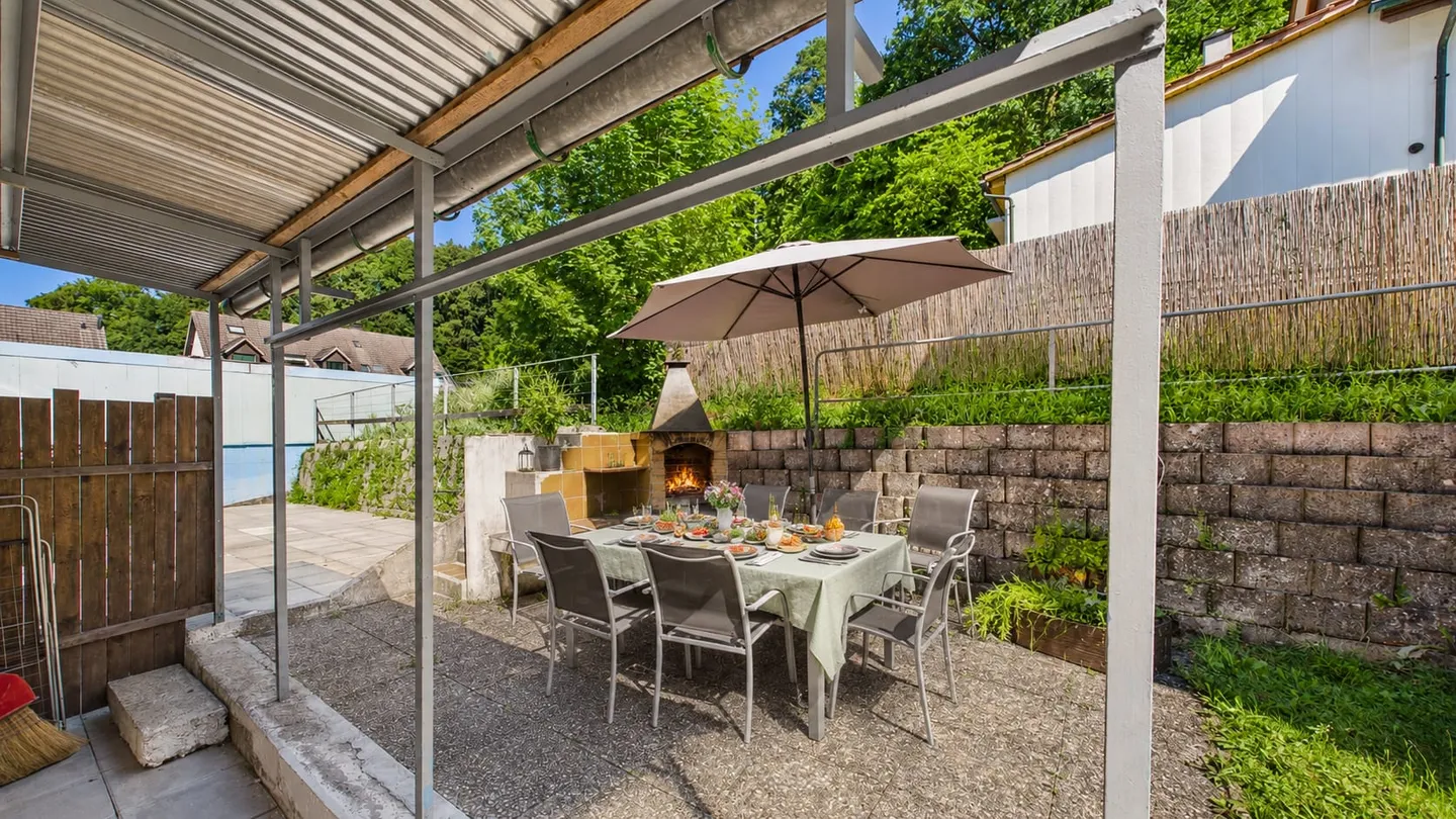 2 Häuser mit 8-Zimmer und grosser Terrasse in Kollbrunn zu verkaufen - Foto 11 di 13