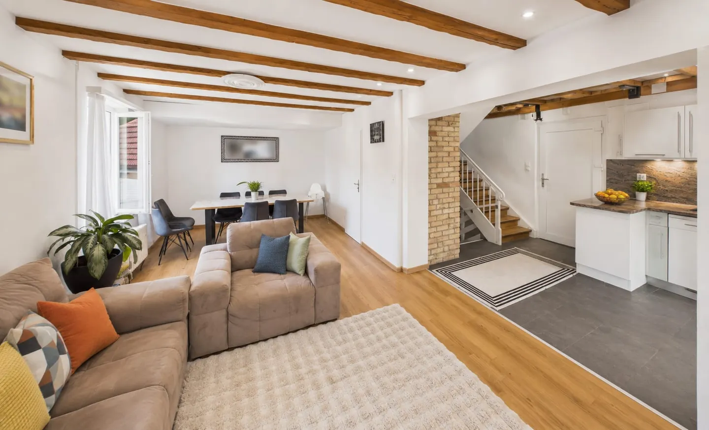 2 Häuser mit 8-Zimmer und grosser Terrasse in Kollbrunn zu verkaufen - Foto 13 di 13