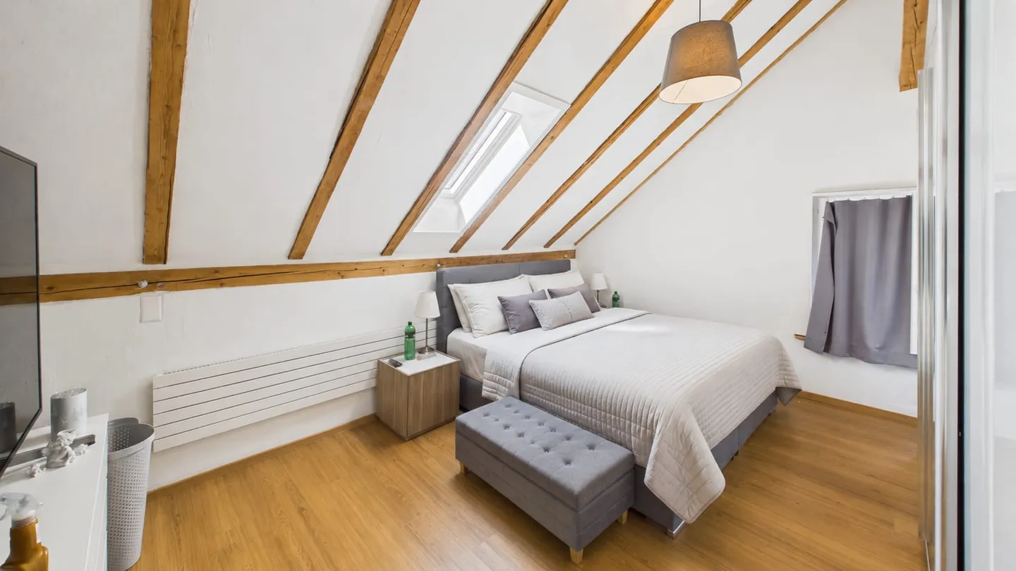 2 Häuser mit 8-Zimmer und grosser Terrasse in Kollbrunn zu verkaufen - Foto 7 di 13