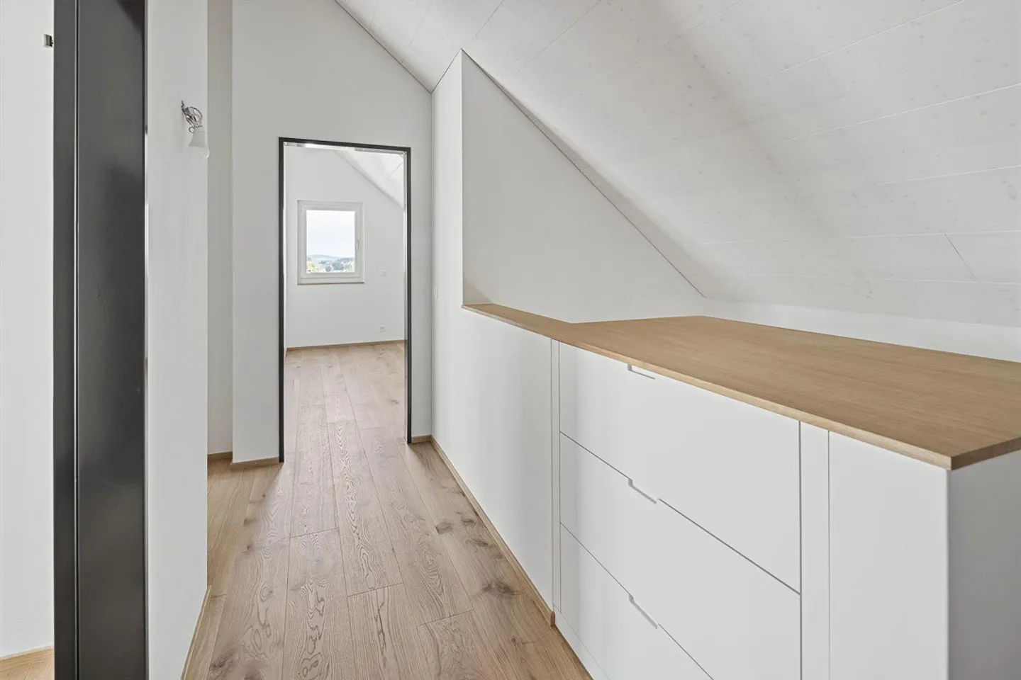 Moderne Familienhaus mit Terrasse - Foto 7 von 12