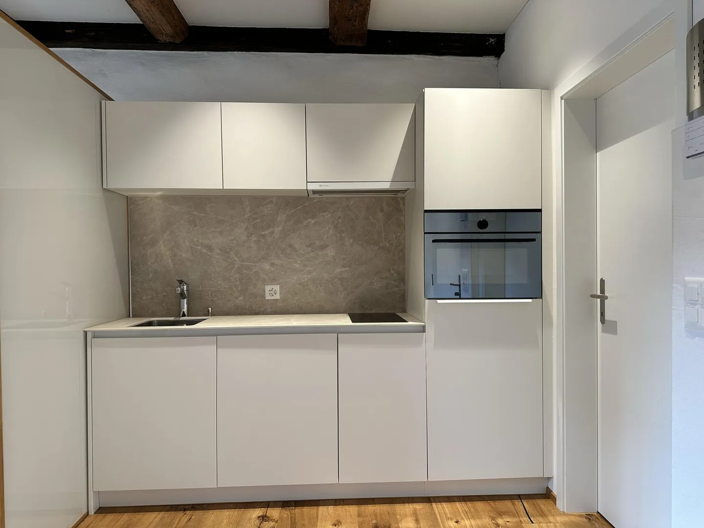 Moderno Appartamento Studio nel Cuore della Città Vecchia - Foto 3 di 8