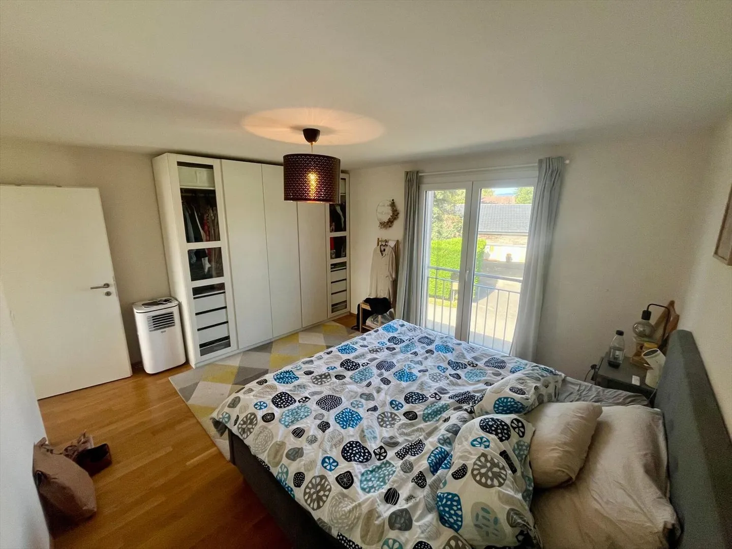 Appartement lumineux de 3,5 pièces avec balcon confortable - Photo 5 sur 9