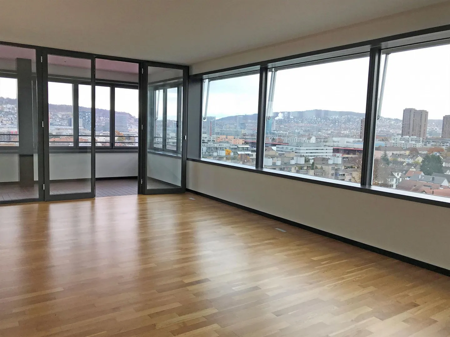 James Albisrieden - Exclusive Environment - Photo 2 of 5