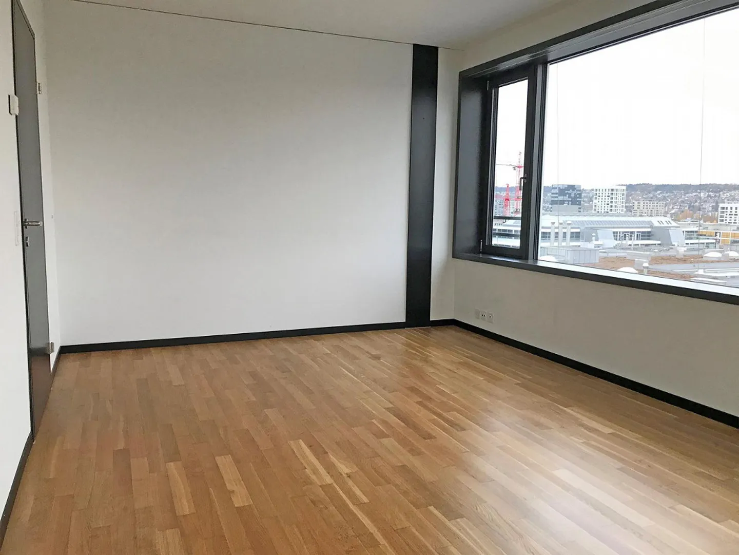 James Albisrieden - Exclusive Environment - Photo 3 of 5