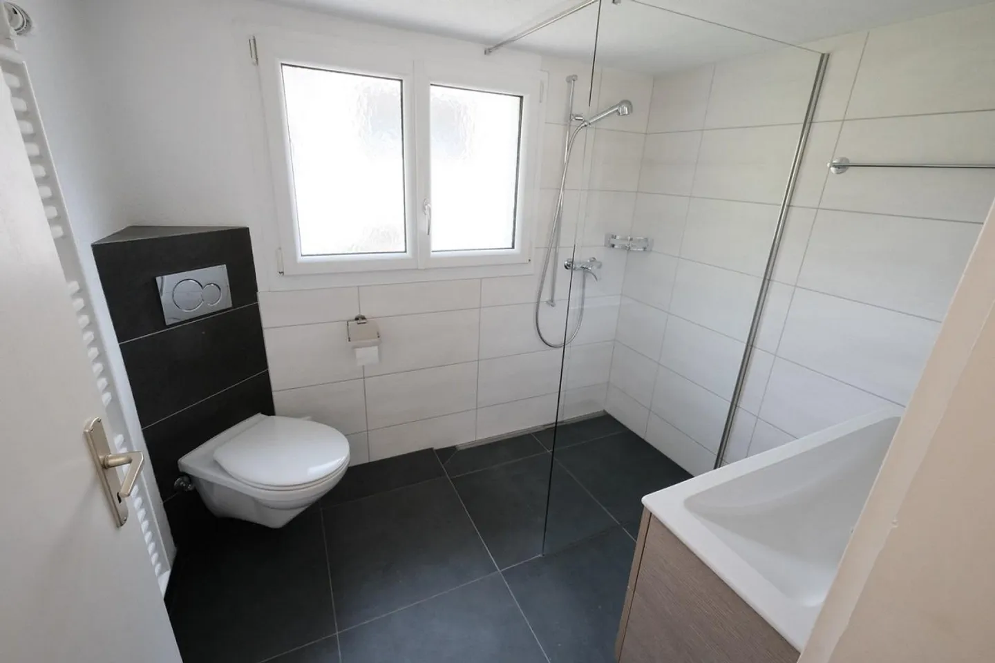 Maison semi-détachée de 5 chambres avec patio - disponible immédiatement - Photo 3 sur 15