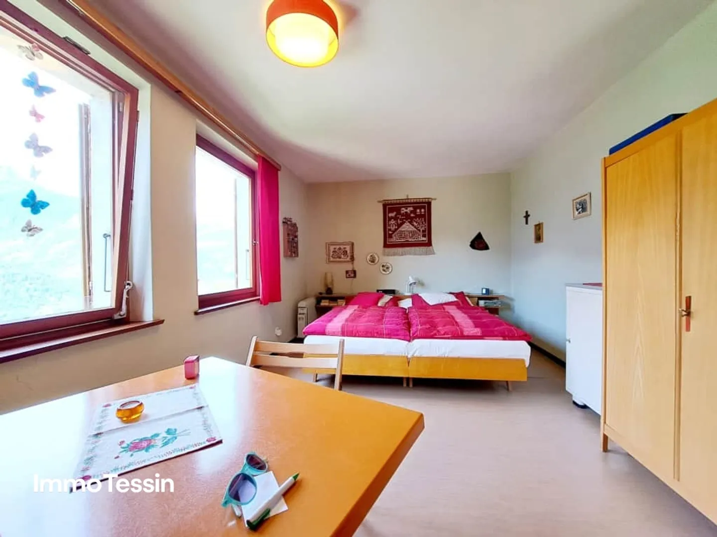 Maison charmante dans un endroit calme avec jardin et terrasse offrant une vue fantastique sur le monde montagneux du Tessin - Photo 10 sur 13