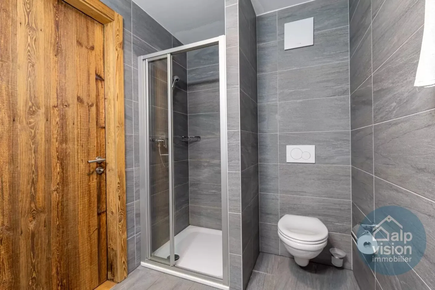 SPLENDIDO DUPLEX 5.5 STANZE SKI IN/SKI OUT CENTRO STAZIONE - Foto 11 di 13