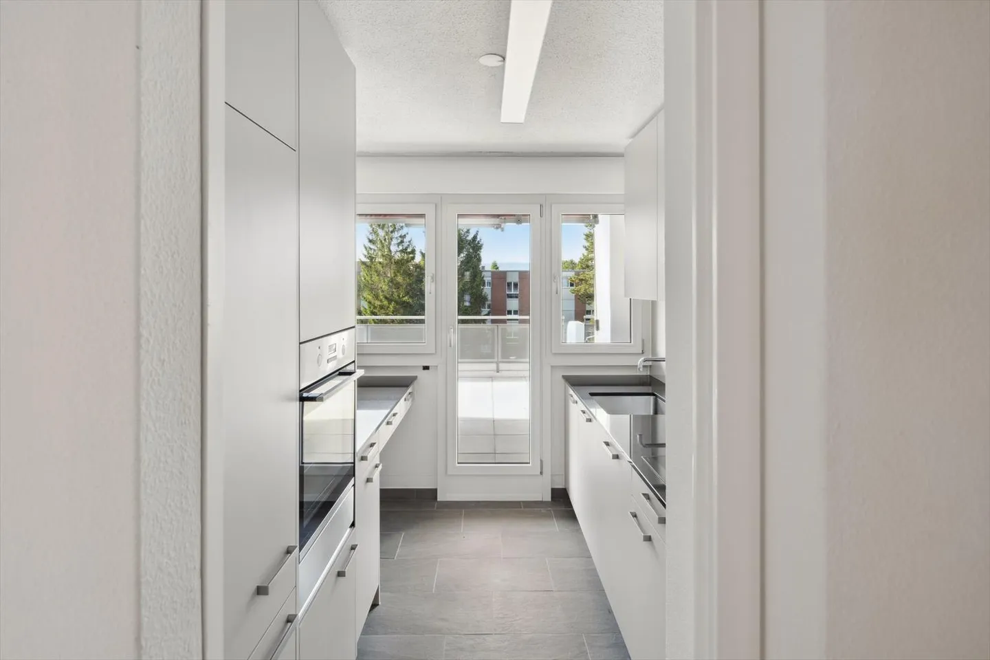 Apartment for rent - Photo 6 of 12
