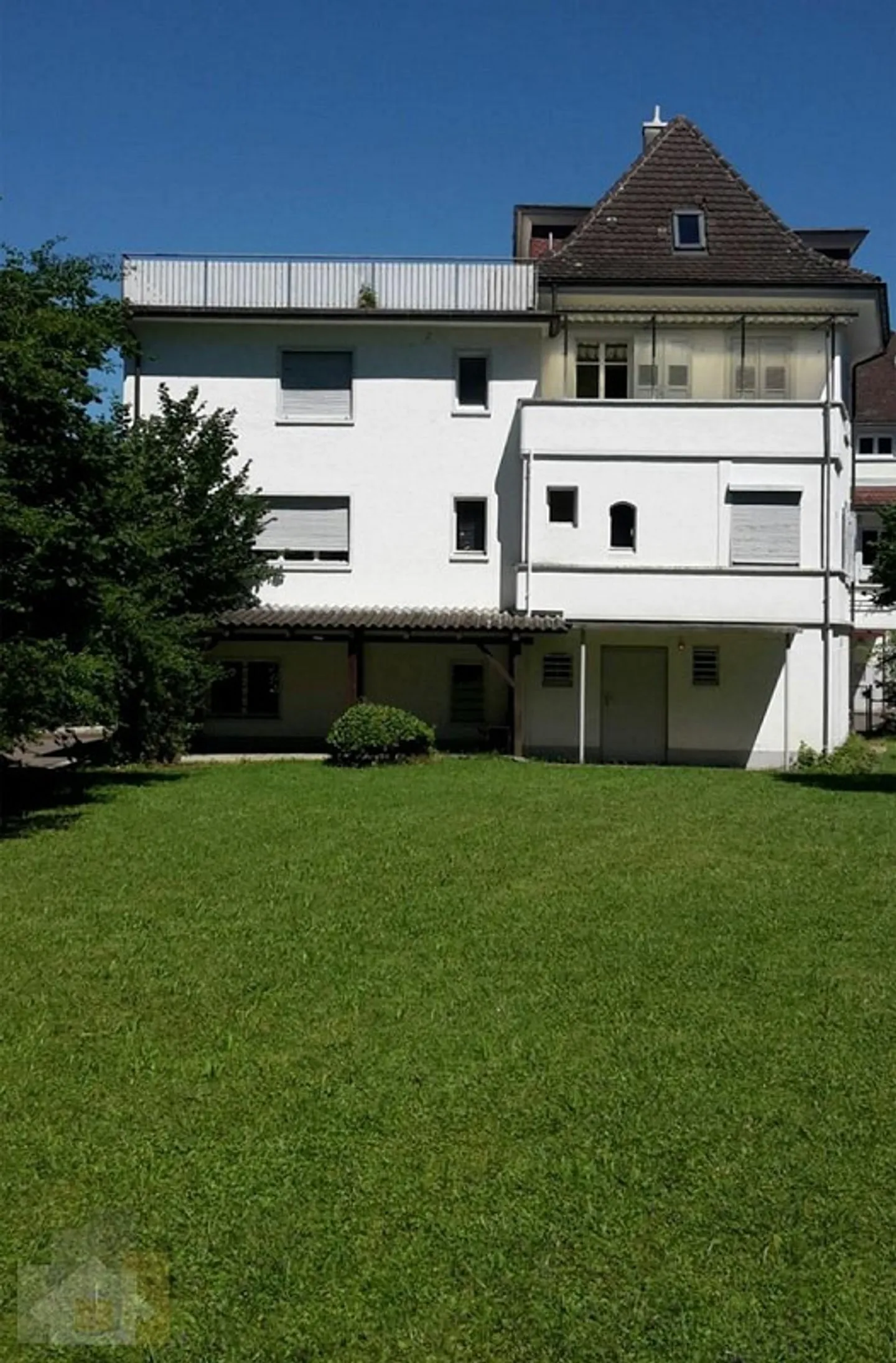 WG Zimmer in Villa mit viel Platz und Garten - Foto 1 di 8