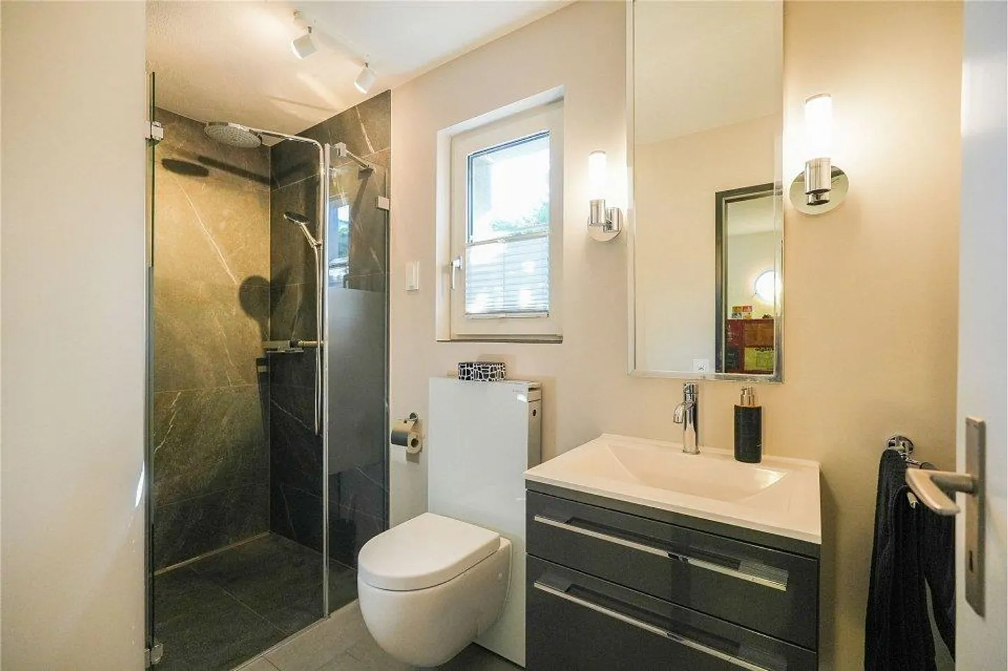 Vivre fiscalement avantageux près de Bâle - Maison individuelle avec intimité - Photo 4 sur 13