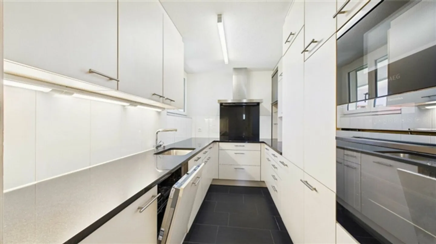 «Charmante Familienwohnung an begehrter Wohnlage» - Foto 3 von 13