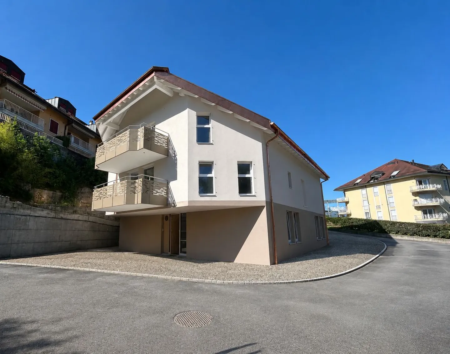 Ultimo piano 3.5 stanze - Foto 1 di 13