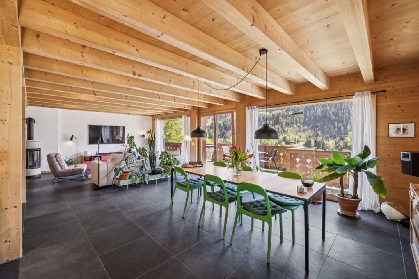Chalet magnifique avec une vue imprenable sur les Dents du Midi - Photo 7 sur 13