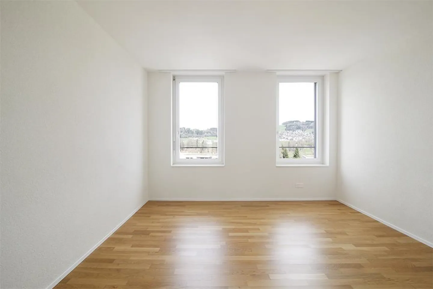 Modern Apartment in Quiet Area - Photo 5 of 6