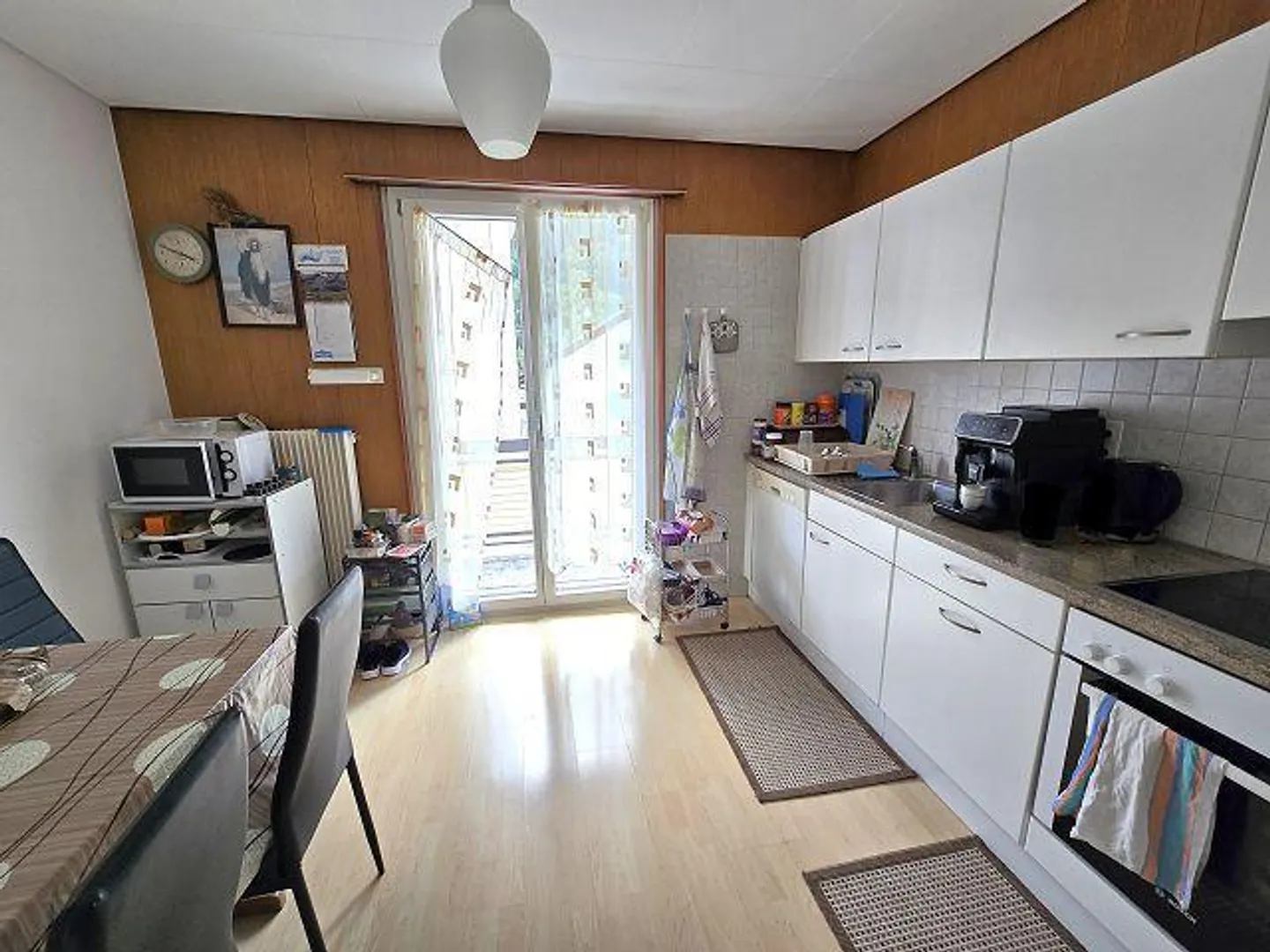 Maison bi-/plurifamiliale avec stationnement et cour - Photo 9 sur 42