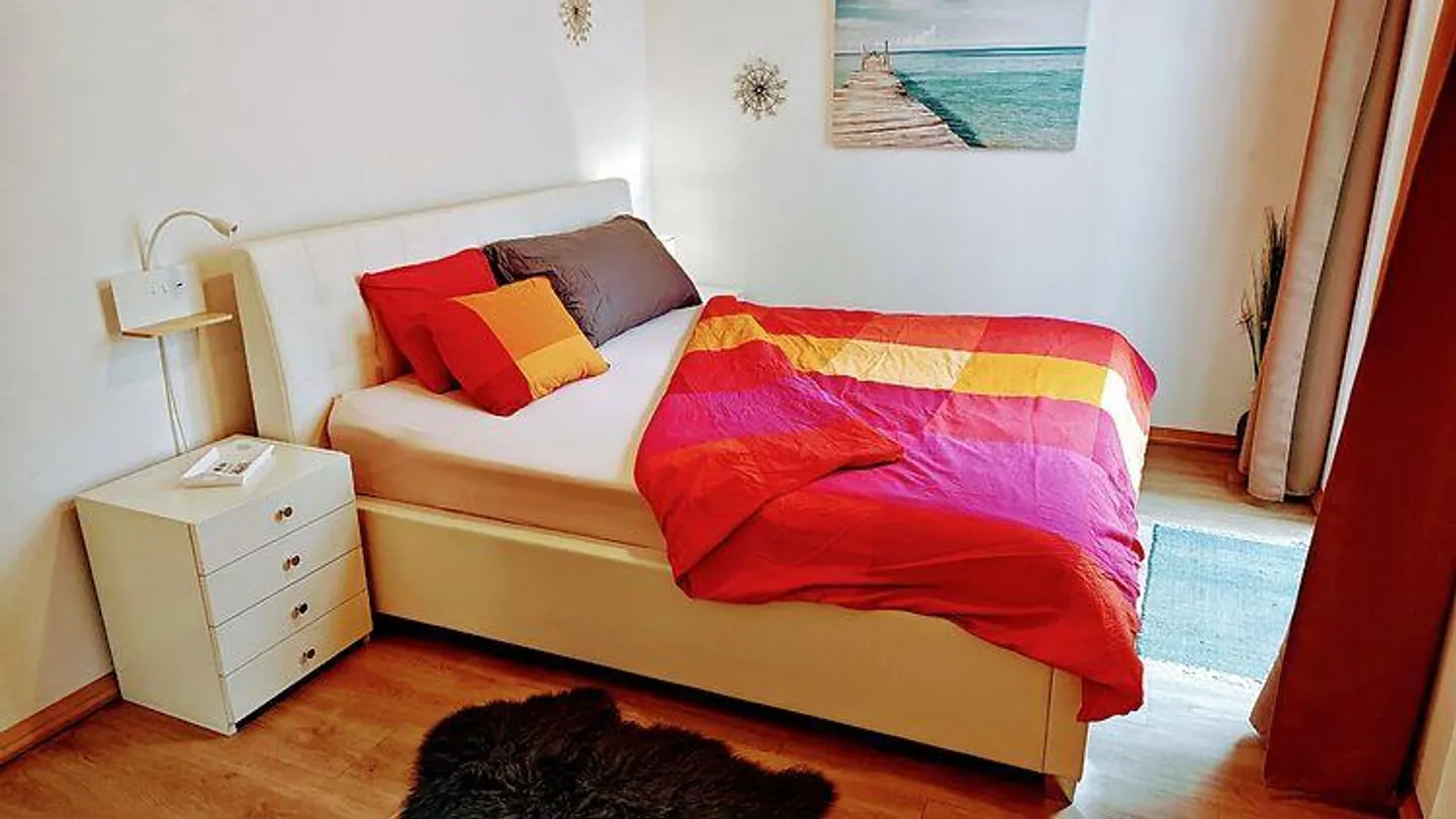 APPARTEMENT 3½ PIÈCES À RAFZ (ZH), MEUBLÉ, TEMPORAIRE - Photo 6 sur 10