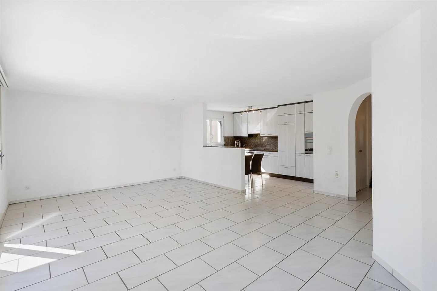 Appartamento giardino attraente di 4,5 stanze a Werrikon (Uster) - Foto 4 di 19