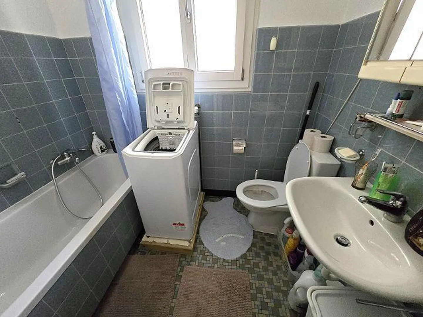 Maison bi-/plurifamiliale avec stationnement et cour - Photo 21 sur 42