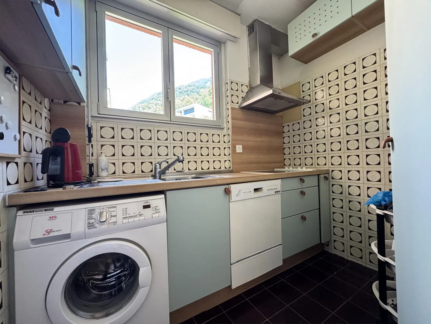 OPPORTUNITY - 4.5 ROOM APARTMENT WITH LAKE VIEW IN BISSONE - Photo 3 of 10