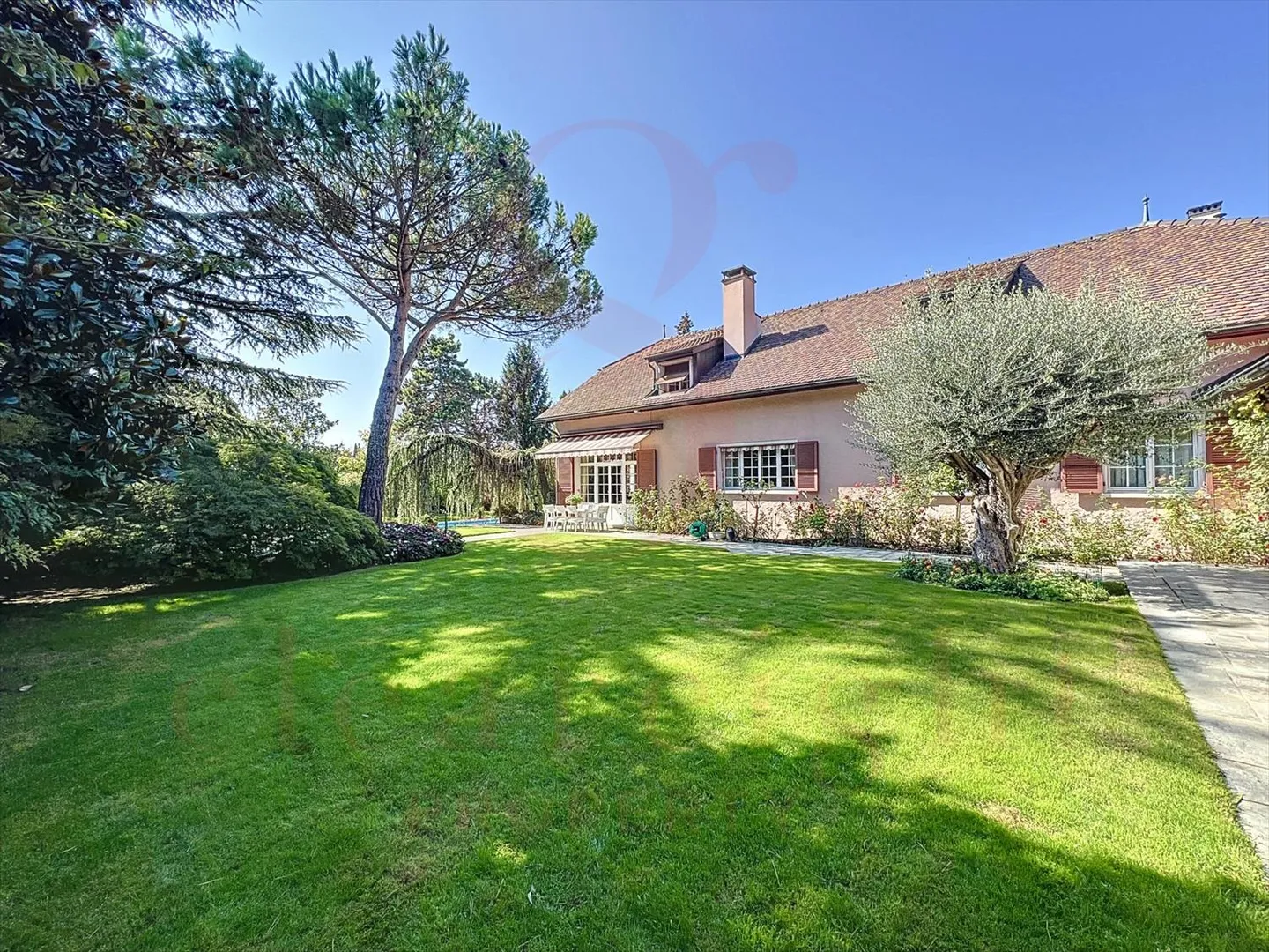 Magnifica casa ginevrina - Foto 2 di 3