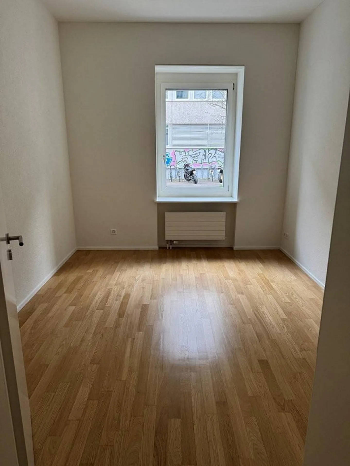 Appartement rénové dans un quartier urbain - Photo 7 sur 7