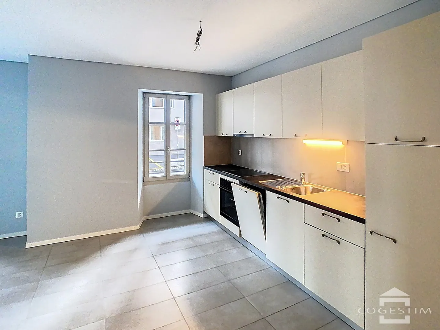 Appartamento 2.5 stanze - Foto 3 di 8