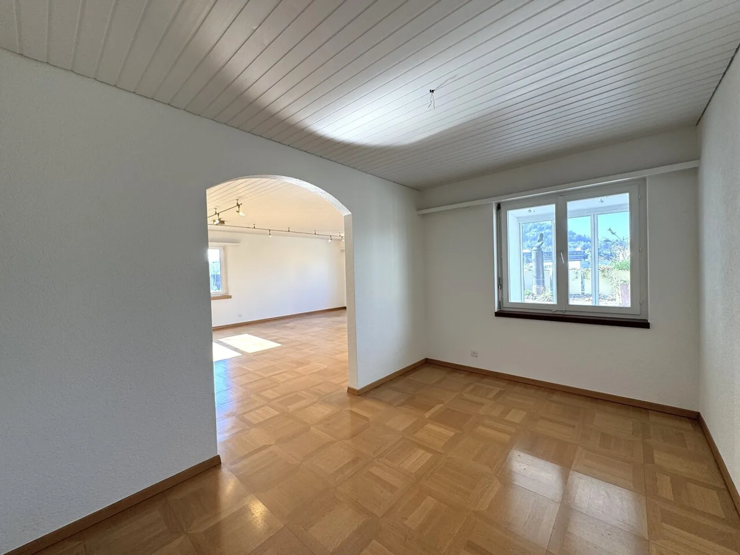 Sonnige Terrassenwohnung mit Aussicht - Foto 9 von 15