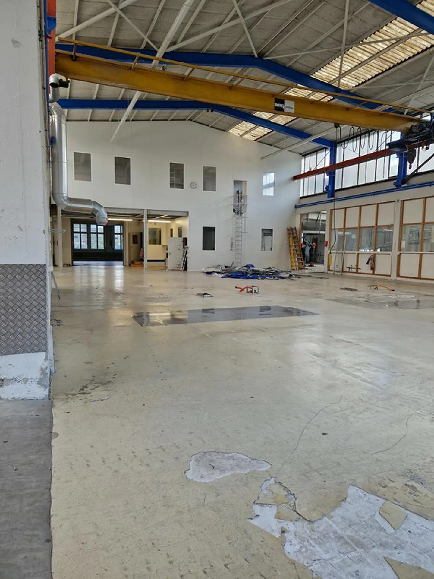 Spazio commerciale flessibile con galleria nell'area industriale di Olten - Foto 3 di 7