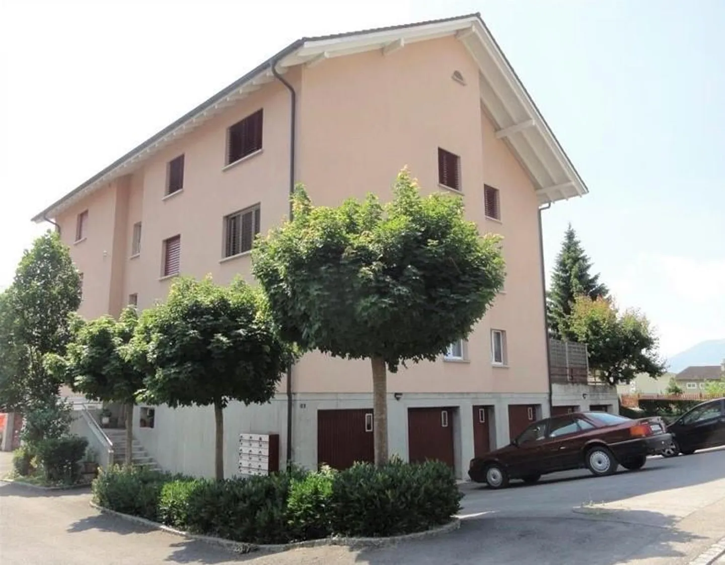 Affordable Single Apartment - Photo 1 of 3