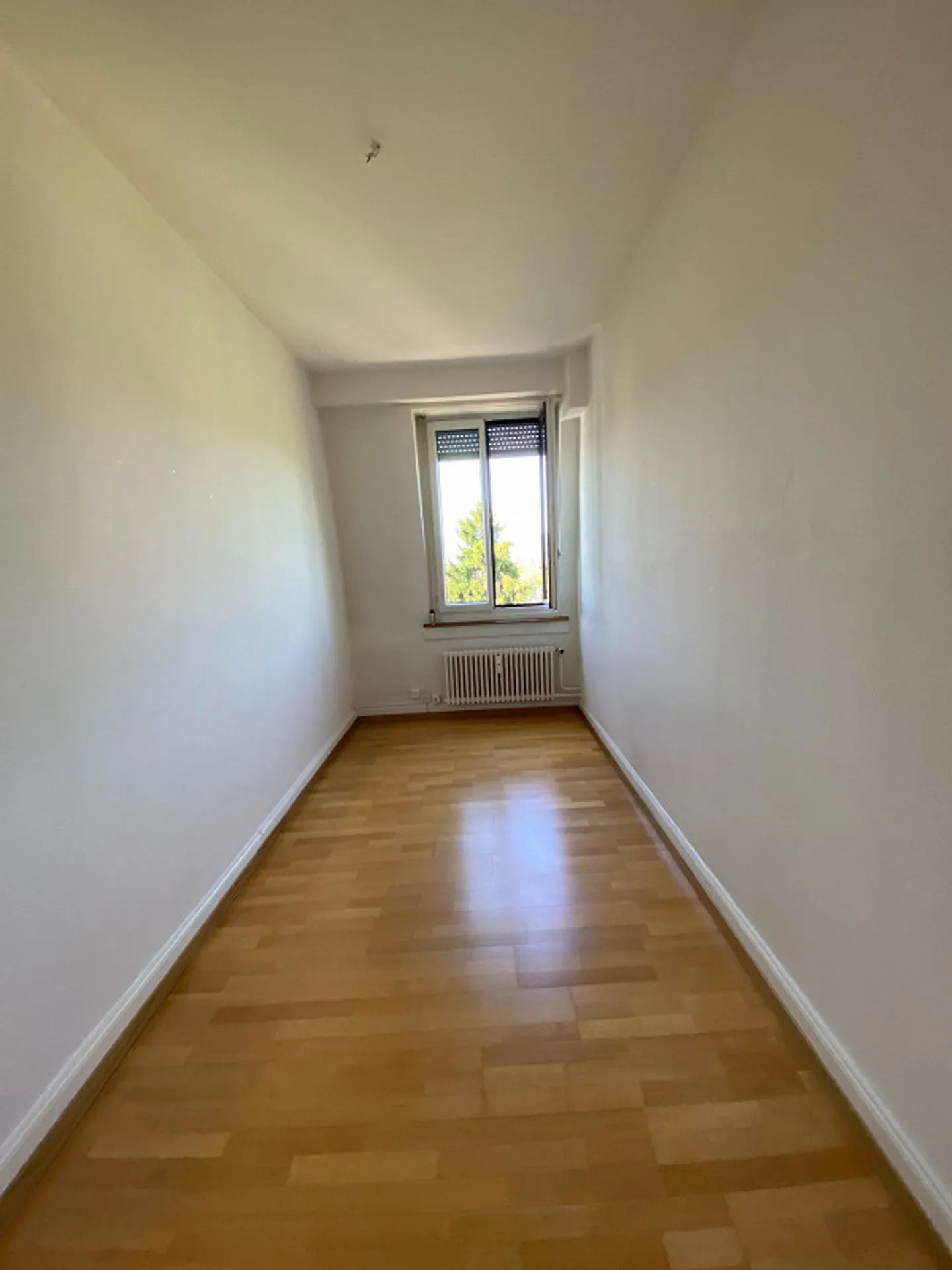 Teilweise renovierte Wohnung in Zürich - Foto 5 von 6