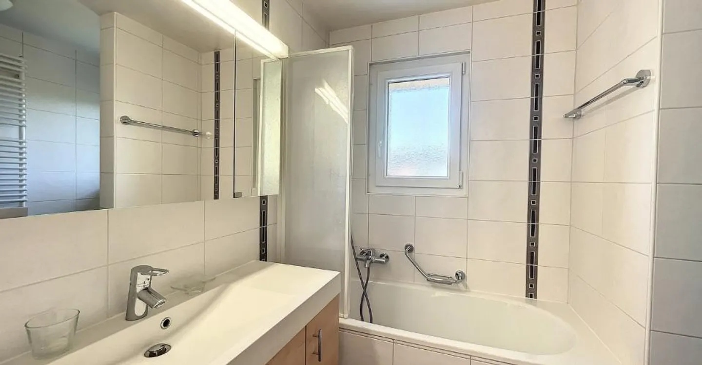 Schöne 4-Zimmer-Wohnung zu vermieten! - Foto 8 von 11