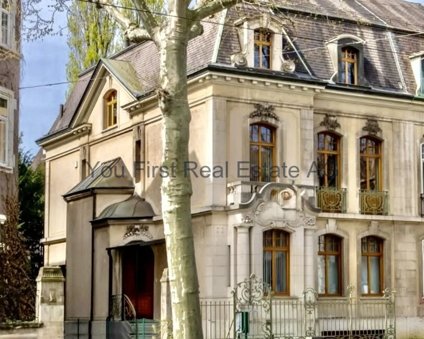 Dream House for the Whole Family – Stylish and Modern in Basel - Photo 2 of 12