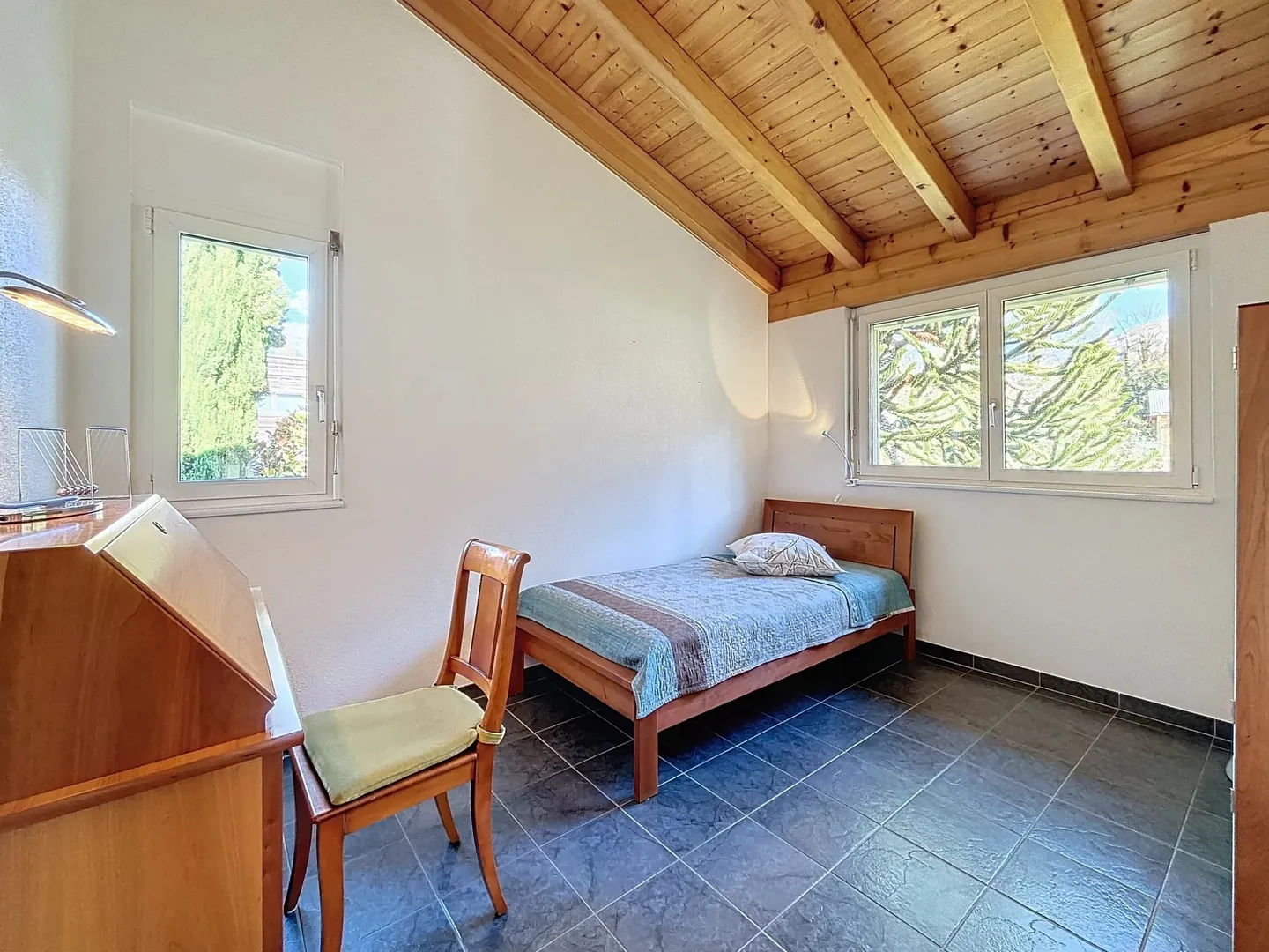 Villa familiale rénovée à Sion - Photo 14 sur 15