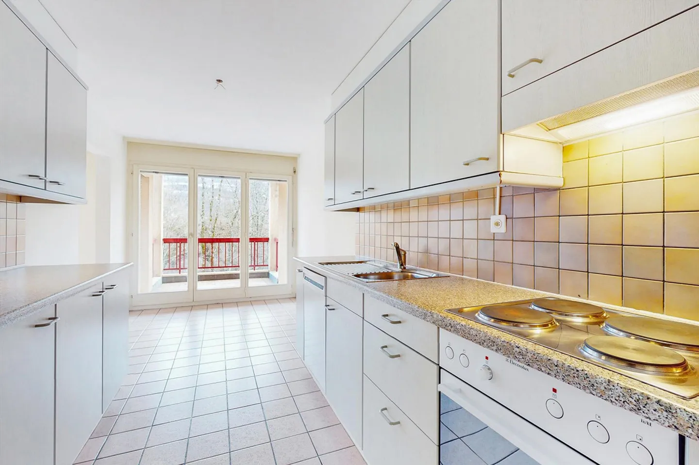 Übergrüne Umgebung - Foto 4 di 11