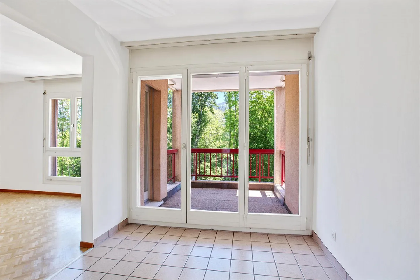 Übergrüne Umgebung - Foto 7 di 11