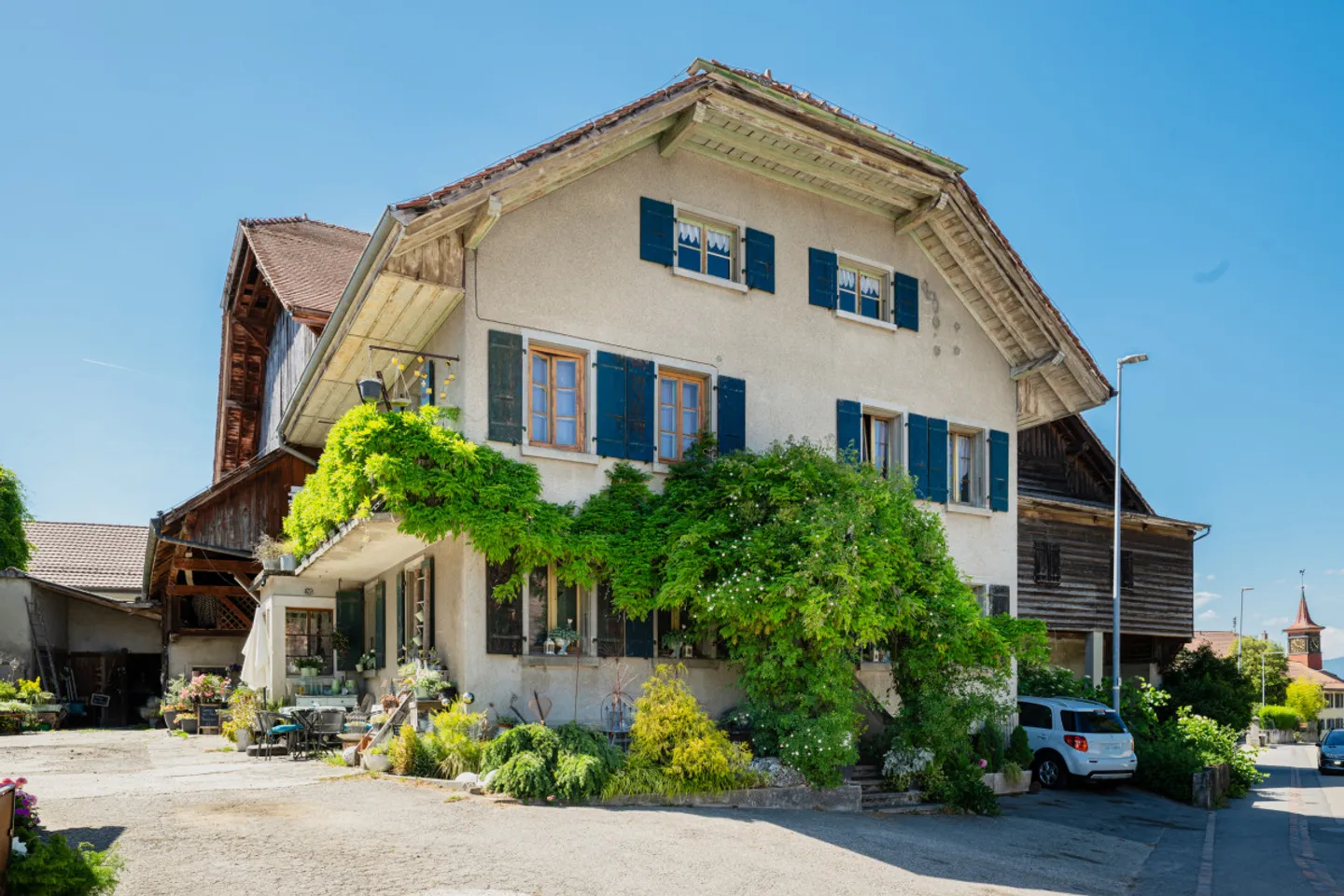 Charmantes Bauernhaus mit Entwicklungspotenzial - Foto 1 von 12