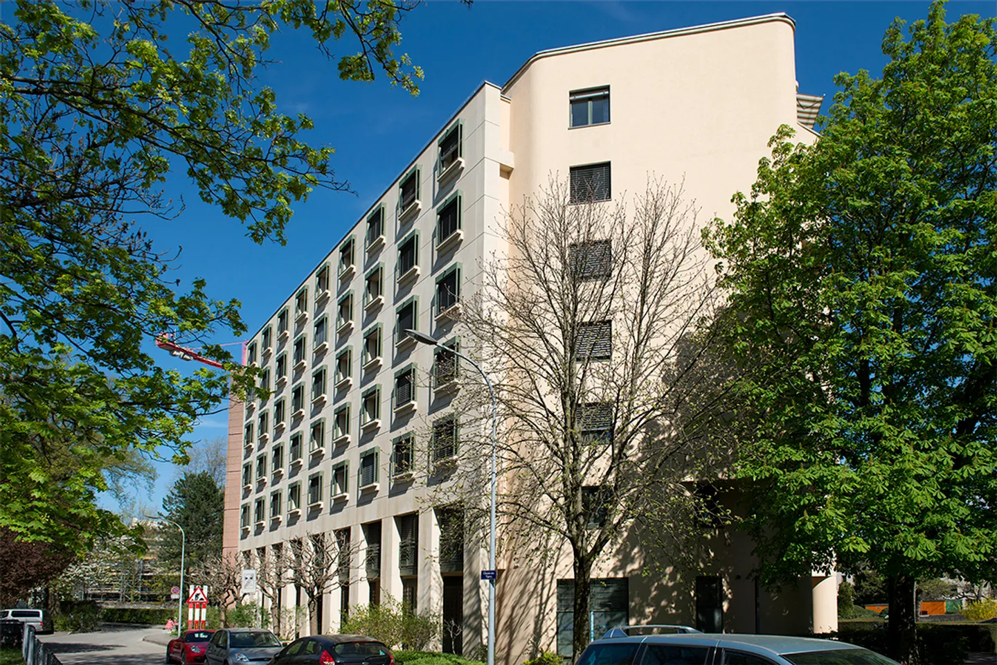 Appartement Charmant avec Terrasses - Photo 2 sur 6
