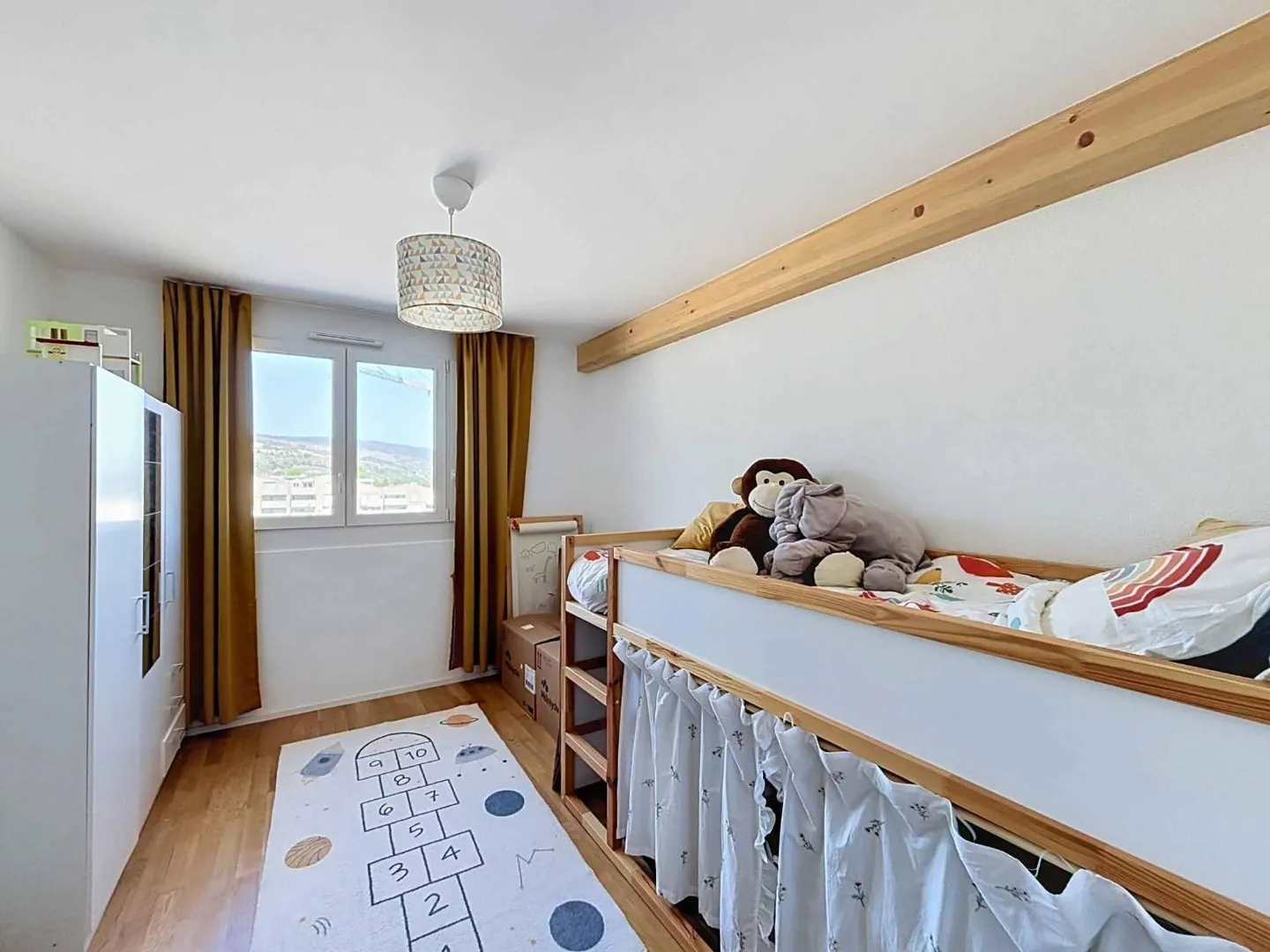 Penthouse-Wohnung mit 4,5 Zimmern zwischen Licht und Gelassenheit - Foto 6 von 10