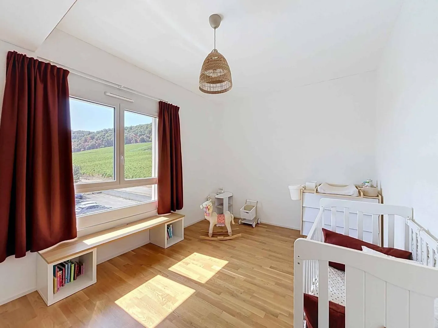 Penthouse-Wohnung mit 4,5 Zimmern zwischen Licht und Gelassenheit - Foto 7 von 10
