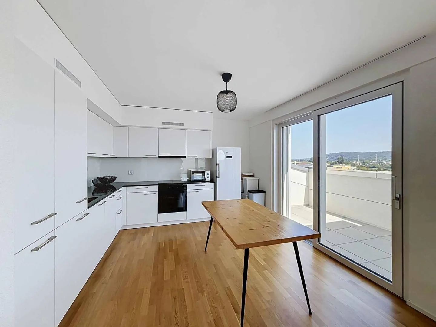 Penthouse-Wohnung mit 4,5 Zimmern zwischen Licht und Gelassenheit - Foto 3 von 10