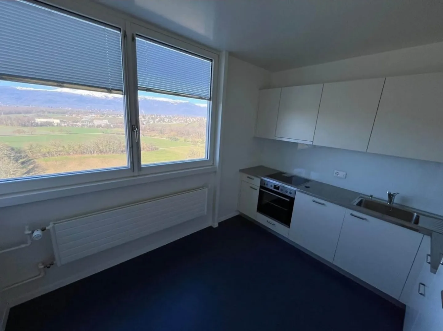 Appartement 5 pièces situé au Lignon - Foto 2 von 4