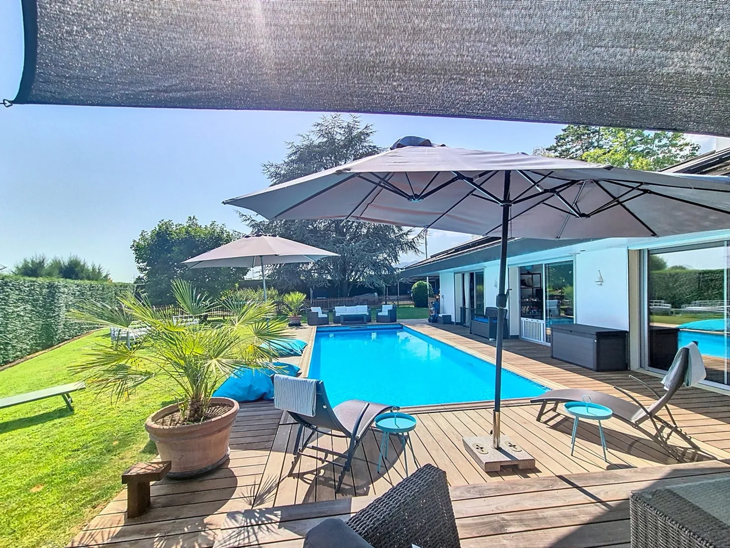 5-room House - Photo 2 of 13