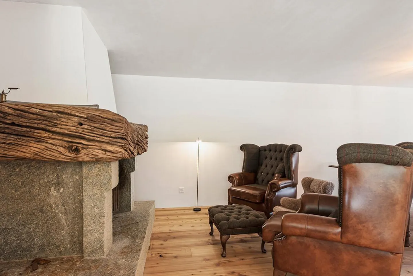Maison de vacances à La Punt Chamues-ch : calme, stylée, entièrement rénovée - Photo 2 sur 5