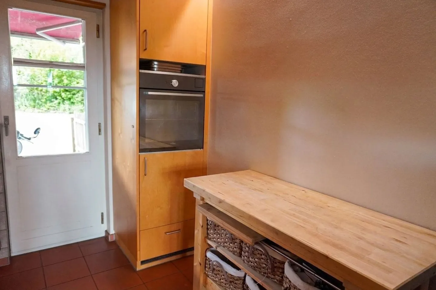 7½-Room Middle House with Plenty of Space on Four Levels - Photo 11 of 13