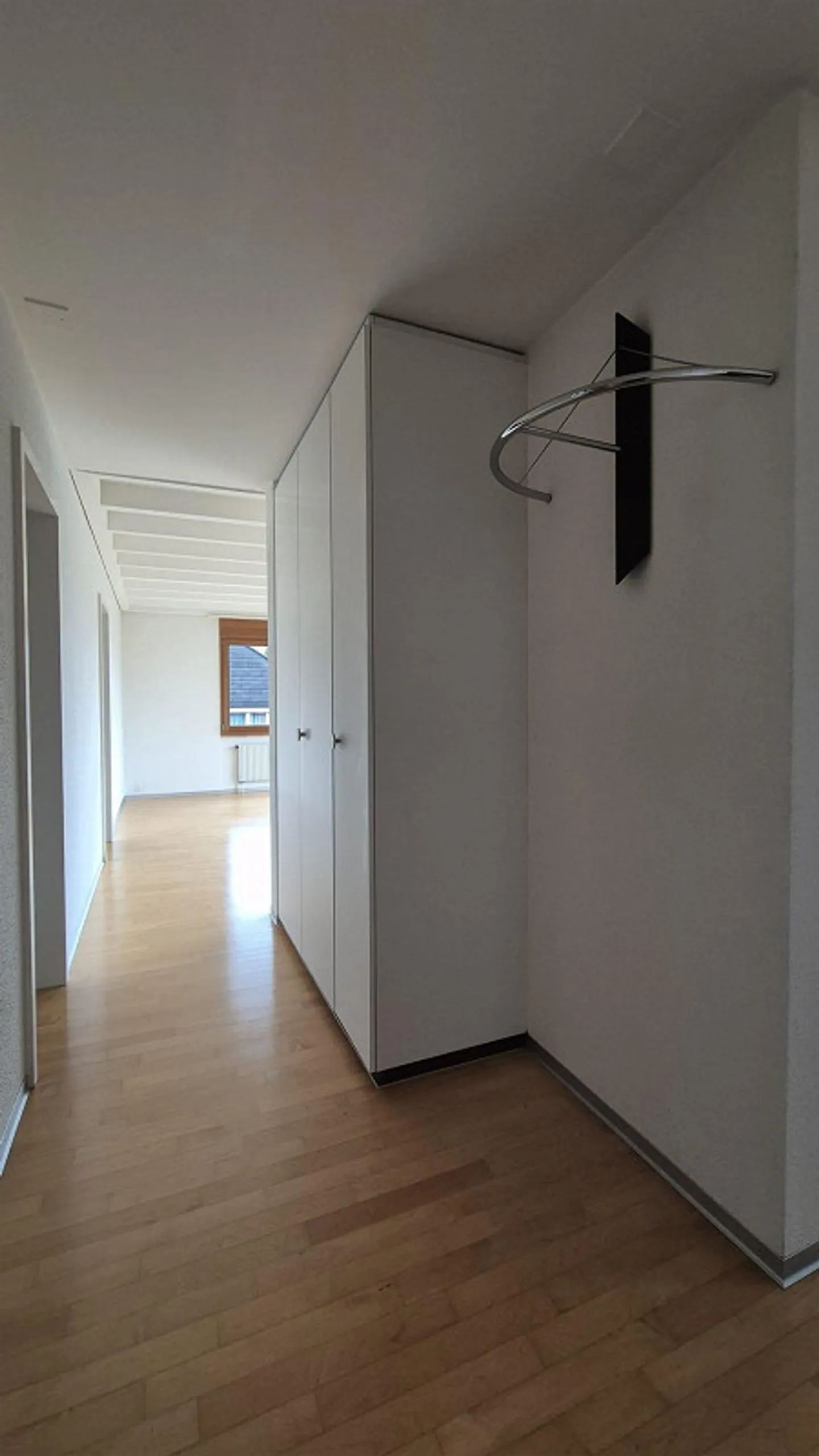 Appartement en attique attrayant de 4,5 pièces avec vue - Photo 6 sur 9